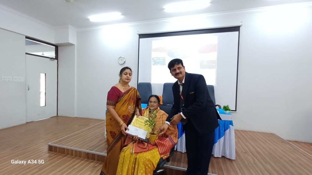 Special Lecture on “Kuvempu Sahityadalli Vaicharicte”